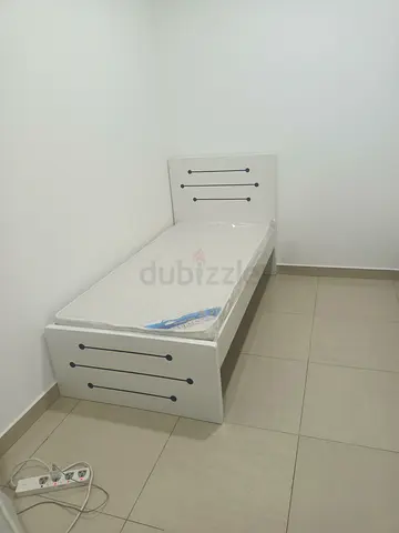 Hi, I want to sell Single Bed  with mattress brand-new