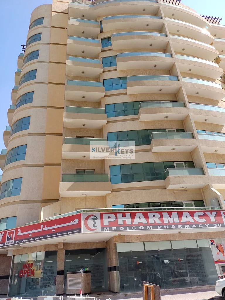 شقة عائلية من غرفتي نوم + مطبخ مغلق + شقة واسعة + شرفتان63728450656642110