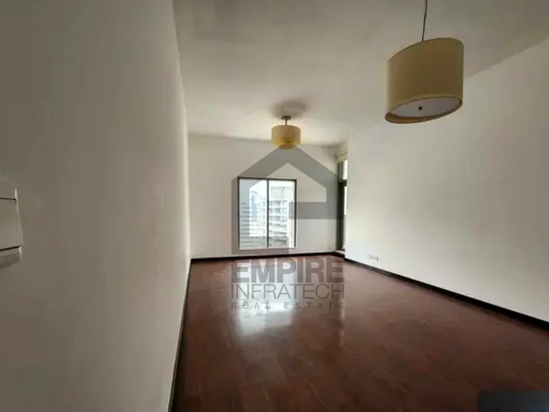 بالقرب من المترو | بدون رسوم تشغيل المبرد | إطلالة على البحيرة | الطابق العلوي63654982870401110