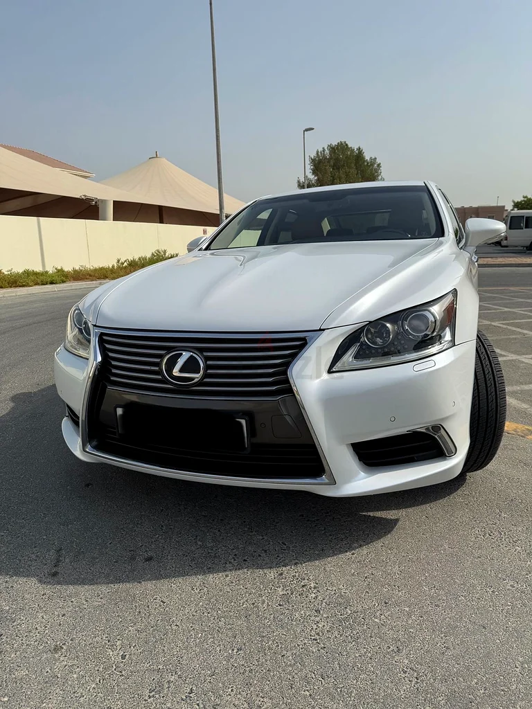 LEXUS LS460 L 2016 - GCC - FULL OPTION - FULL SERVICE HISTORY636120729370901123