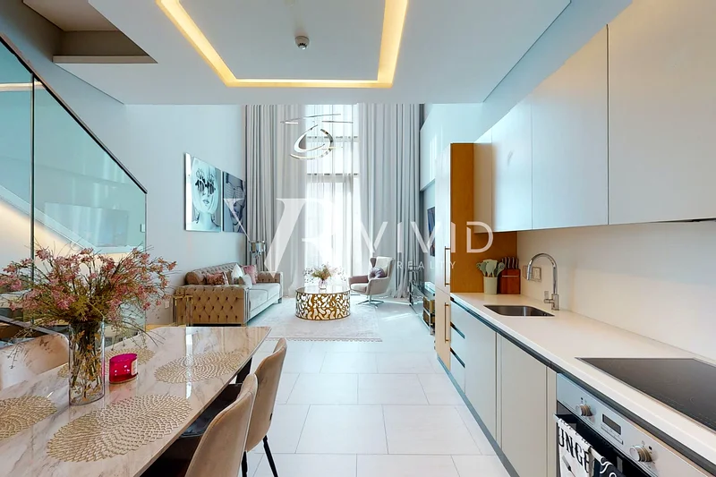 Exclusive | 1 Bedroom | Loft | Available October63794274929153113