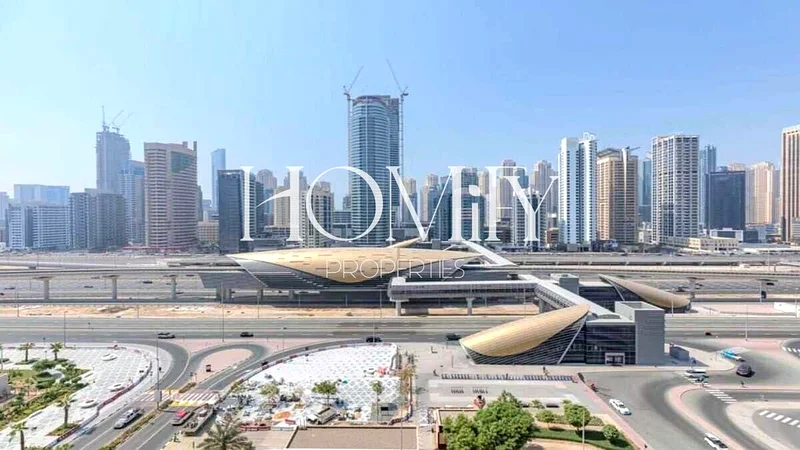 Next to Metro | Partitioned | Low Floor63827054479873113