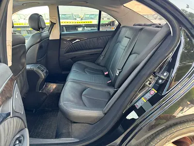 2008 Mercedes-BENZ E-CLASS photo 10