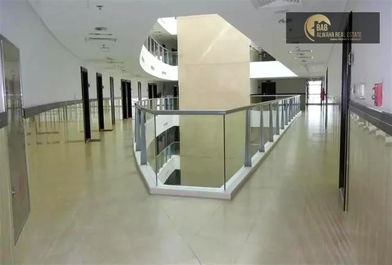 استوديو فارغ كبير ومشرق بسعر المستثمر في ريزيدنس إمبريال63977889012995113