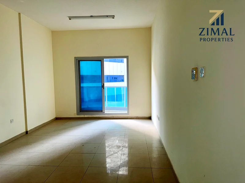 عرض كبير 2 بHK | مشاركة العائلة والموظفين التنفيذيين | العزاب63756975259649113