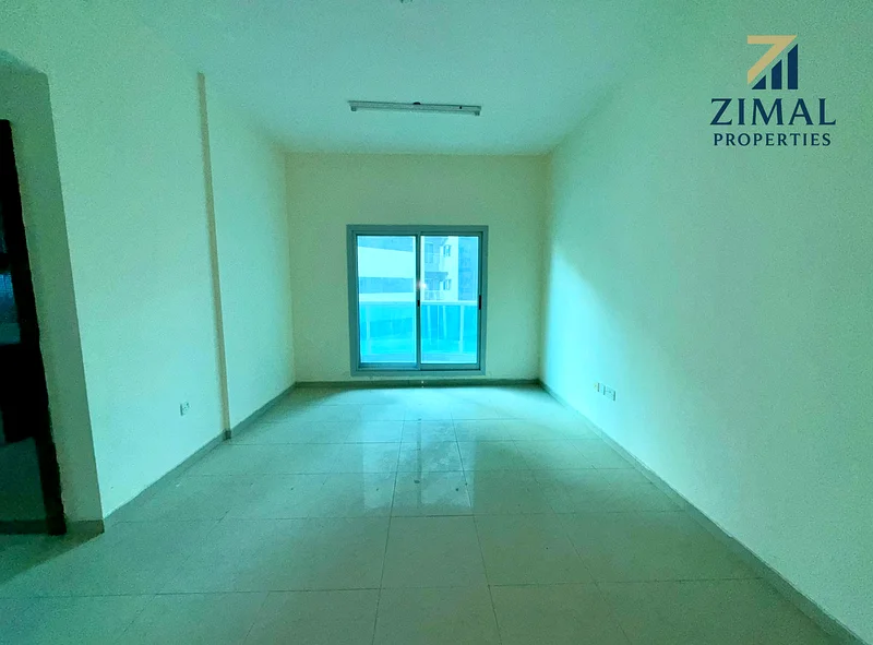 عرض كبير 2 بHK | مشاركة العائلة والموظفين التنفيذيين | العزاب63756975259649114