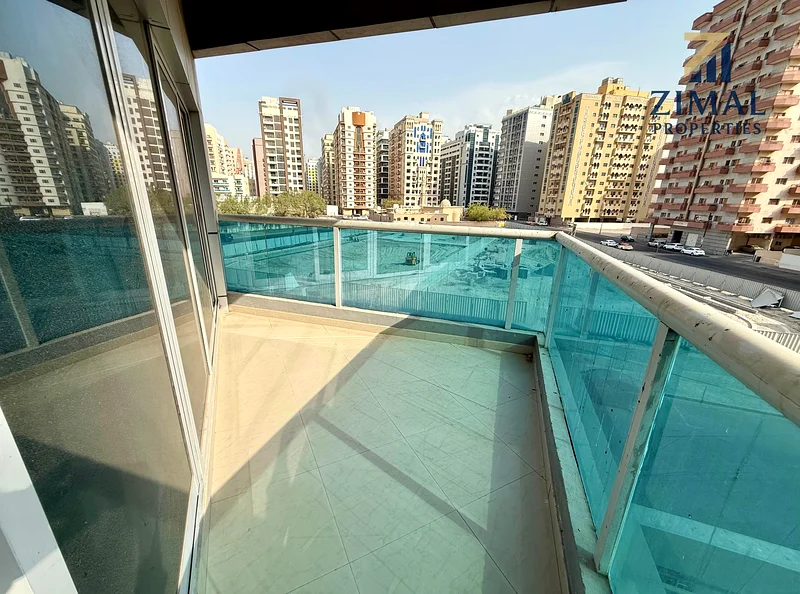 عرض كبير 2 بHK | مشاركة العائلة والموظفين التنفيذيين | العزاب63756975259649110
