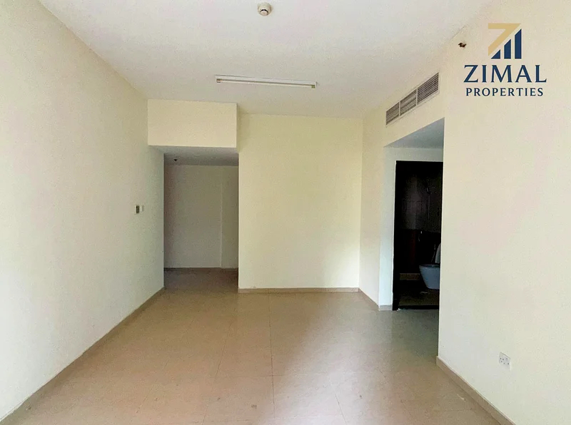 عرض كبير 2 بHK | مشاركة العائلة والموظفين التنفيذيين | العزاب63756975259649112