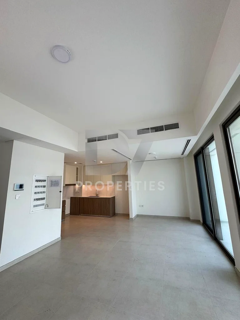 CORNER UNIT | CLOSE TO AMENITIES | HANDOVER SOON63947307220099113