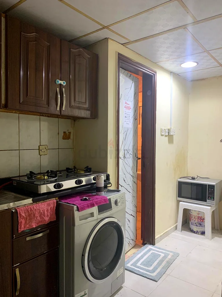 Ajman الصناعية 2 بالقرب من نستو سنايا63797397917443112