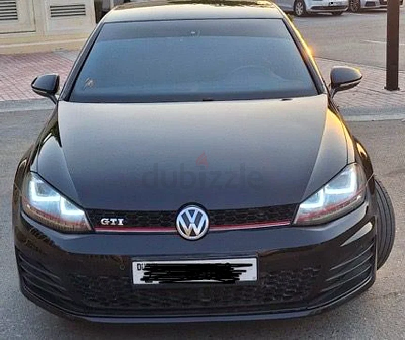 فولكس فاجن جولف جي تي آي636120618634261124