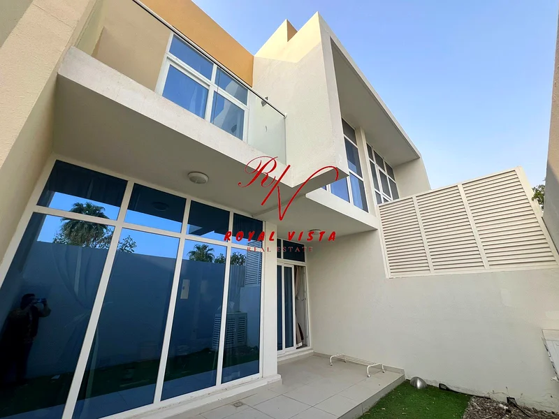 READY TO MOVE - SINGLE ROW - UNFURNISHED63741058108801110