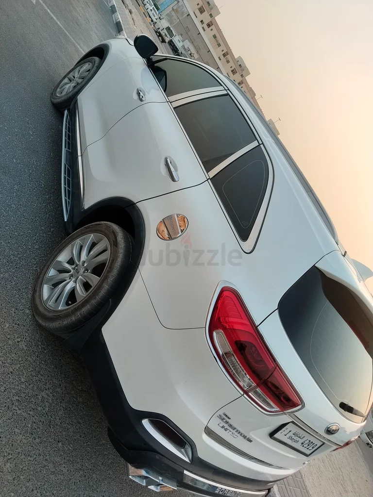 Kia sronto 2015gcc full option63612077716099114