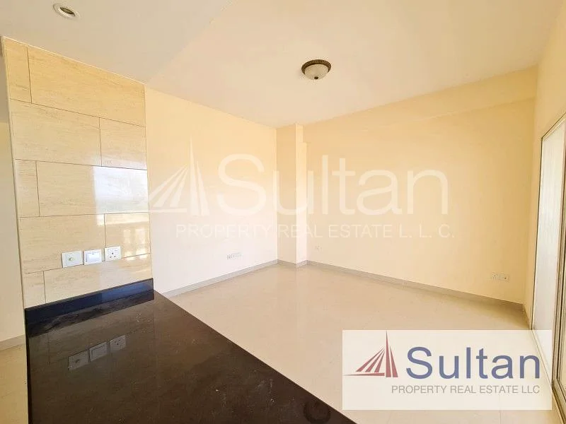 Live With Stunning Views Of The Sea & Pool63860715373697114