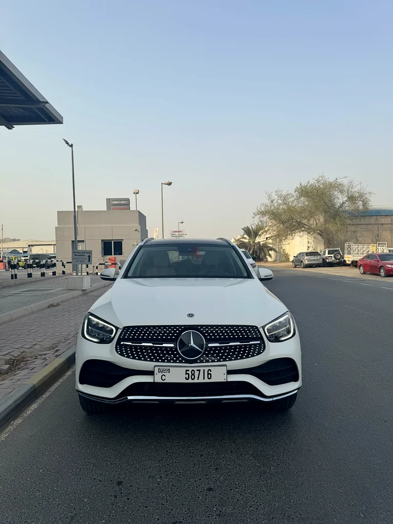 مرسيدس بنز جي ال سي 300 2022 دفع كلي 4MATIC63613461939458111