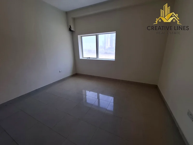 شهر واحد مجانًا شقة من غرفتي نوم مع صالة وشرفة متاحة63755028846083113