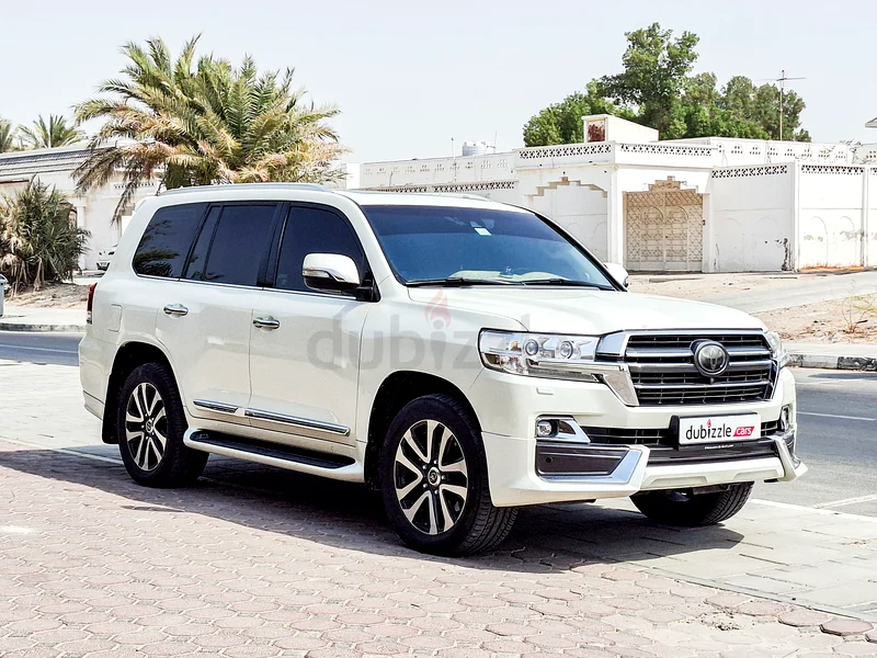 2766 درهم/شهريًا | تويوتا لاند كروزر VXR 2019 | مواصفات دول مجلس التعاون الخليجي | المرجع 36318263613129338369110