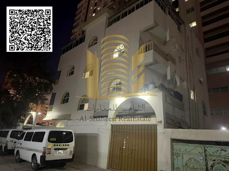 Building for sale in Al Ramla Area 3,000 sq ft 4 two-bedroom apartments 4 one-bedroom apartments 1 studio Warehouse Income 212,000 Demand 2.2  If you63865571534595110