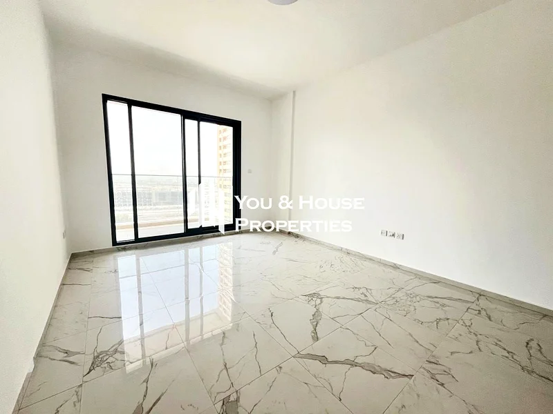 تصميم فاخر بغرفة نوم واحدة مع أجهزة مطبخ متضمنة وإطلالة على المسبح63799126634882112