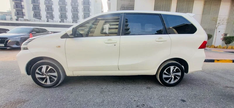 TOYOTA AVANZA 1.5L 2020 GCC 7 SEATER63612446903042113