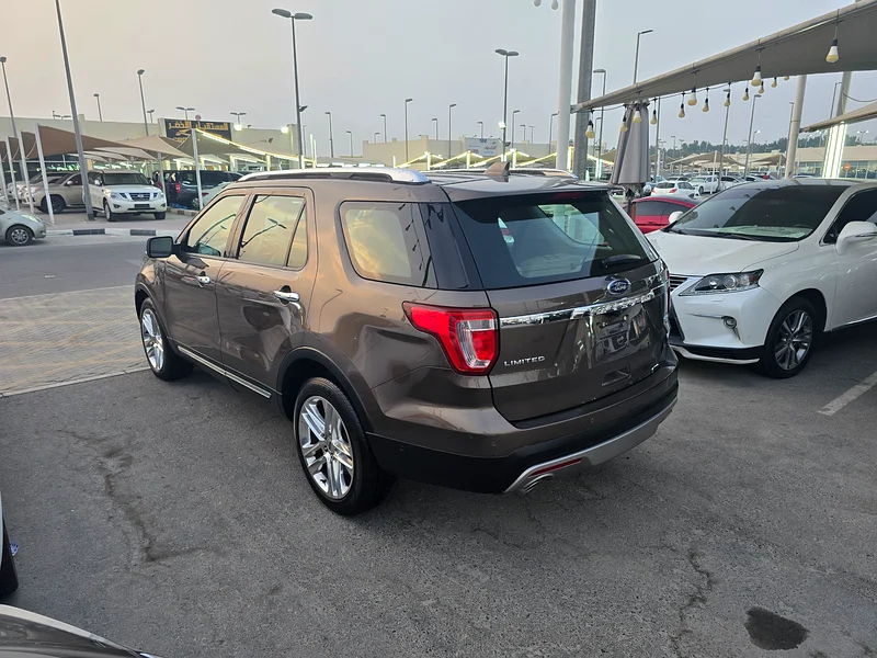 FORD EXPLORER LIMITED 2016 GCC FULL OPTIONS EXCELLENT CONDITION ORGNAL PAINT63700944242305112