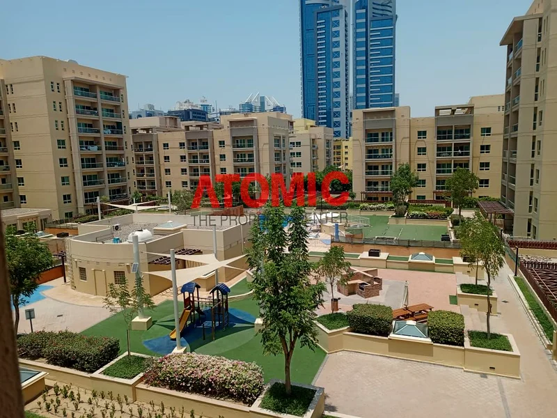منظر المسبح | بدون مبرد | غير مؤثث | شاغر63726658293121110