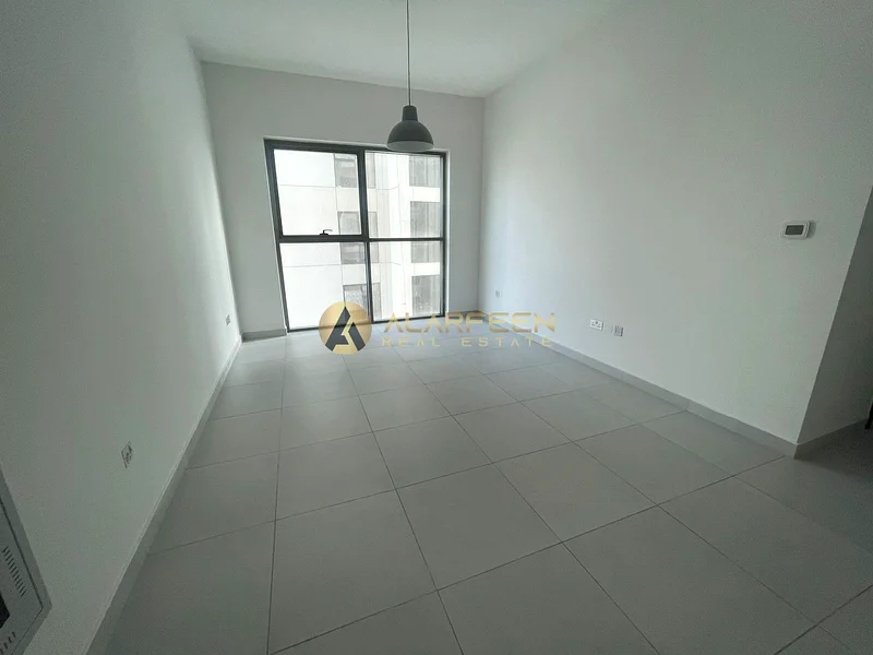 Kitchen Appliances | Prime Location | Ready To Move63782925776386111