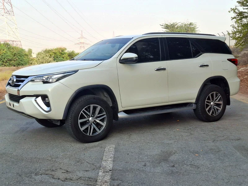 Toyota fortuner model 2019 VXR V/663613132380803111