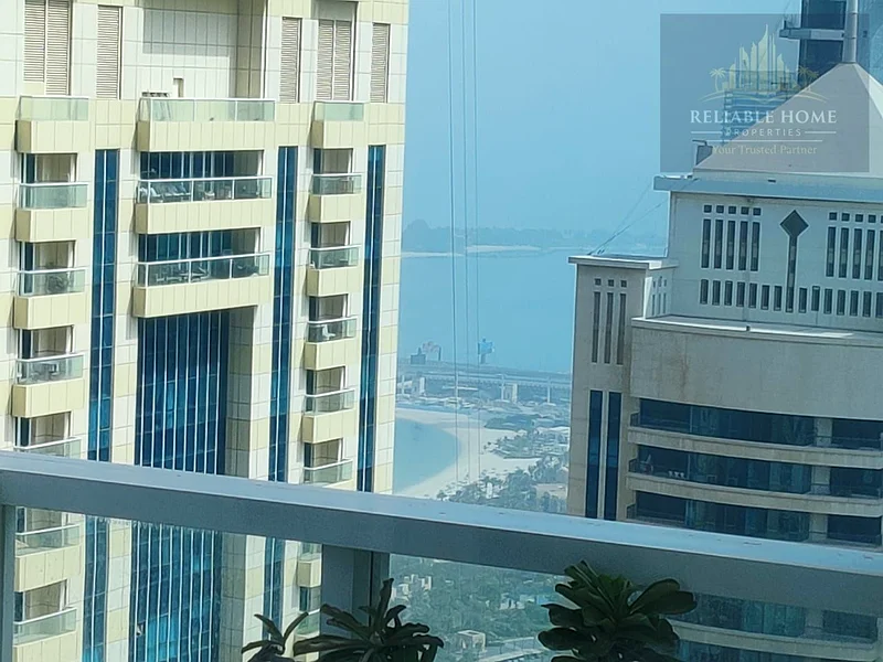 إطلالة على البحر | شاغرة | نوافذ زجاجية بالكامل | طابق عالي64039157786115110