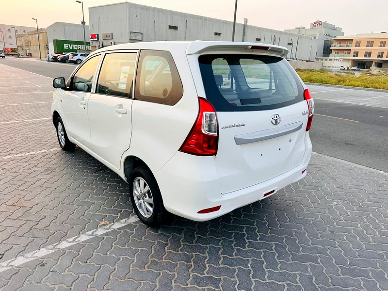 Toyota Avanza Model 2019 km 145000 GCC space accident Free63612446836995112