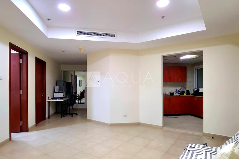 Prime Location | High Floor | Near Metro Station63749728817153111