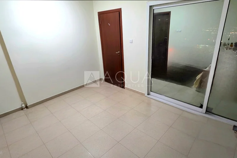 Prime Location | High Floor | Near Metro Station63749728817153112