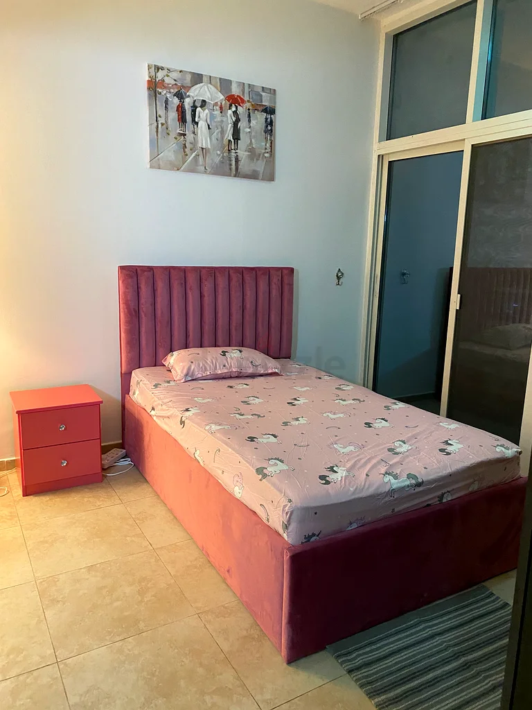 غرفة رئيسية للإيجار - للسيدات فقط63624070574721113