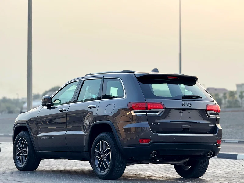 جيب قراند شيروكي لميتد خليجي 2020 كيلو 111000 Jeep Grand Cherokee Limited Gulf 2020, 111,000 km63612055990145111