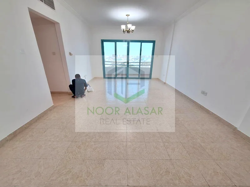 شقة رائعة مكونة من غرفتي نوم مع 3 حمامات63756098165633110