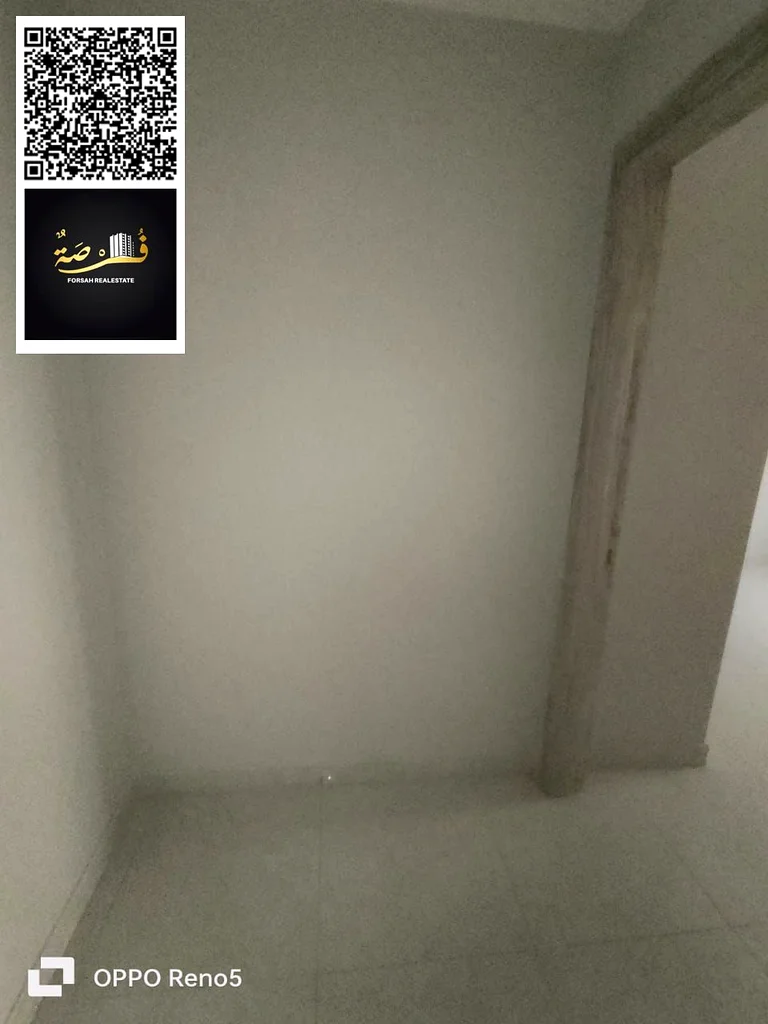 🏡 Distinctive Apartment for Rent - Al Jurf 3    📍 Prime location, close to services and main roads. First tenant.63712869890946112