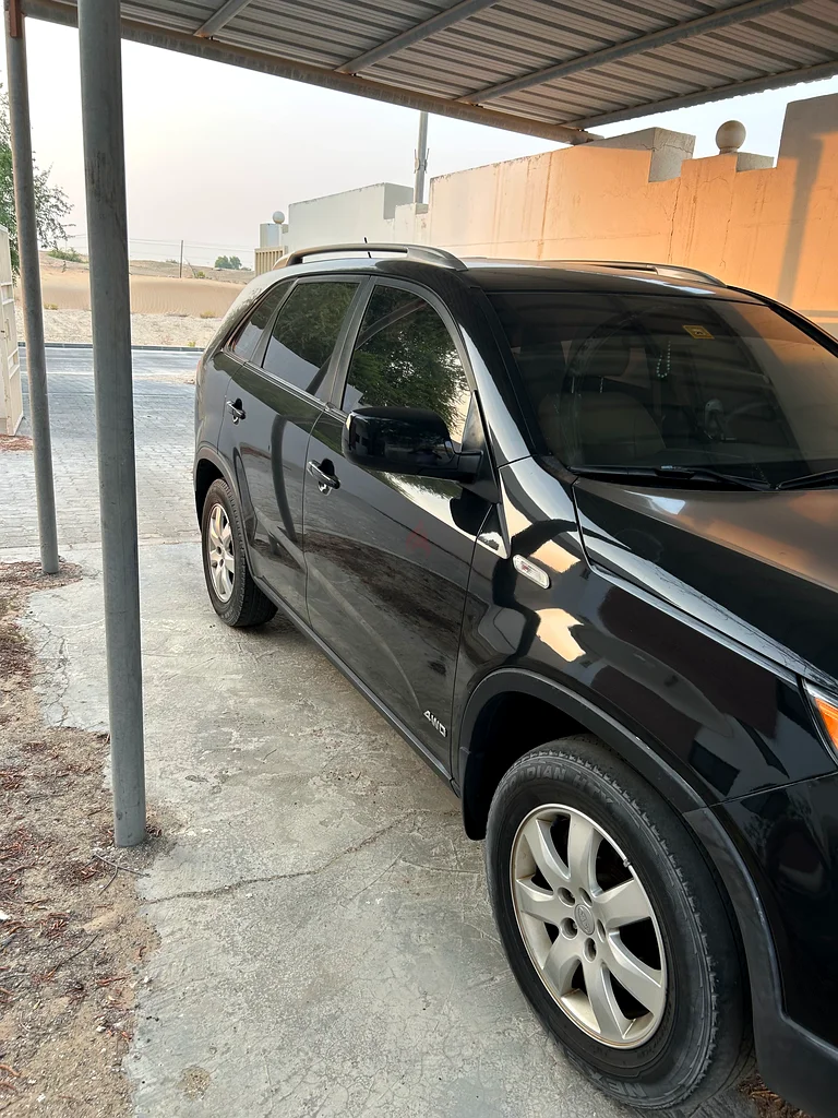 First Owner Kia Sorento 2010 Excellent Condition63612077684481112
