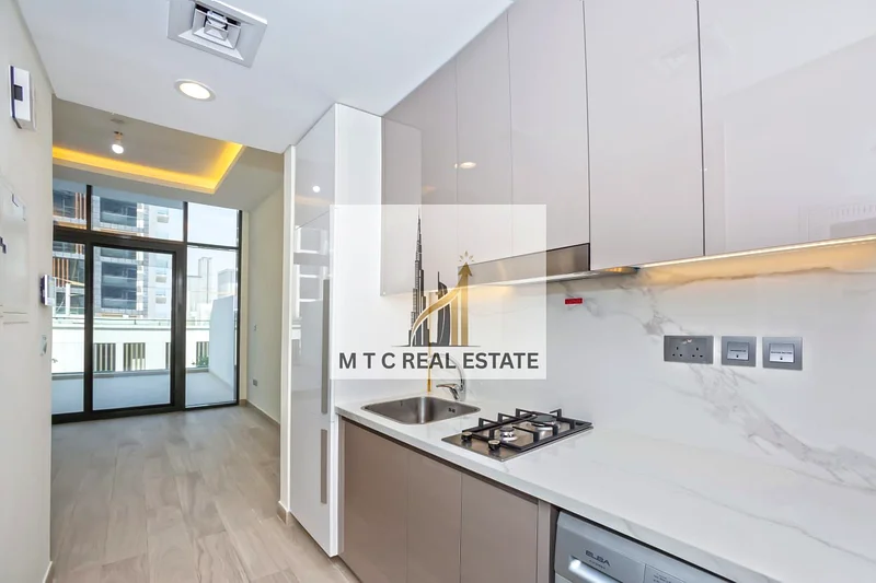 STUDIO SEMI FURNISHED | SPACIOUS LAYOUT | VACANT |63801896719234112