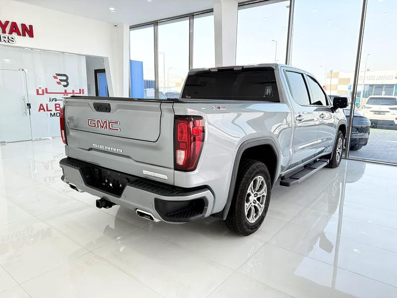 جي ام سي سييرا ايليفيشن GMC Sierra Elevation اربع باب رمادي / بيج خليجي الكندي 202463613736014849112
