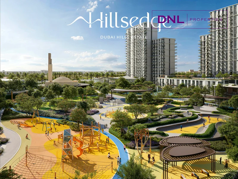 Modern Layout | Overlooking Hillside Park64046773246851111