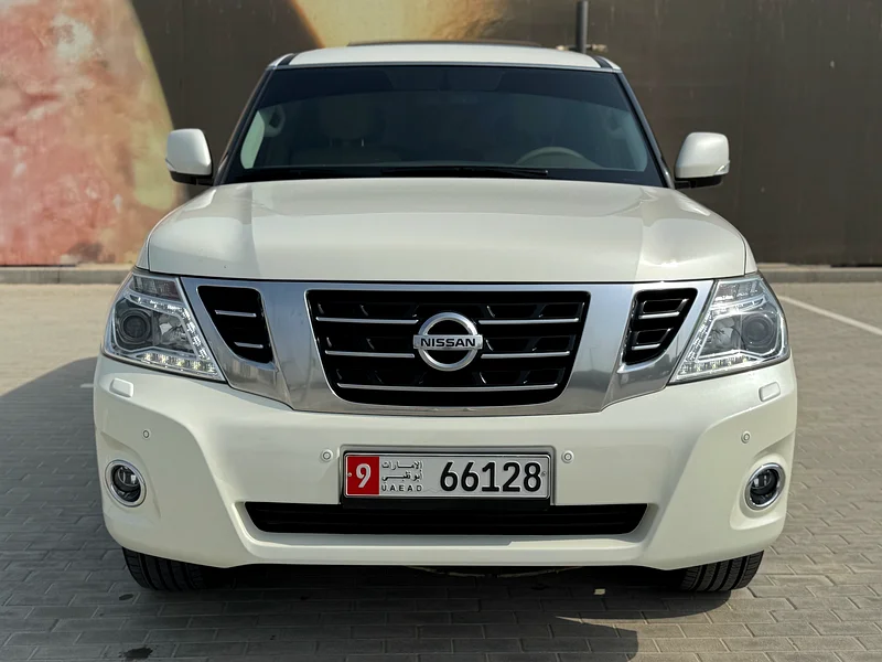 نيسان باترول تيتانيوم V8 طلاء أصلي مع سجل صيانة كامل63612798988033111
