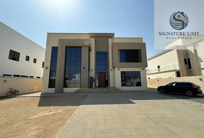 | MODERN DESIGN | GREAT LOCATION | READY TO MOVE |63725079692418110
