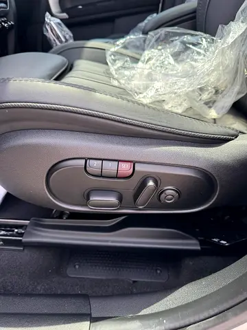 صورة 15 لـ 2023 MINI COUNTRYMAN