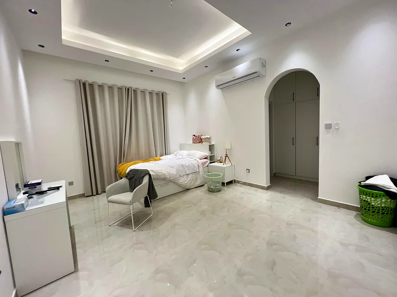 جديد بالكامل | غرفة خادمة | حديقة كبيرة63725079709186114