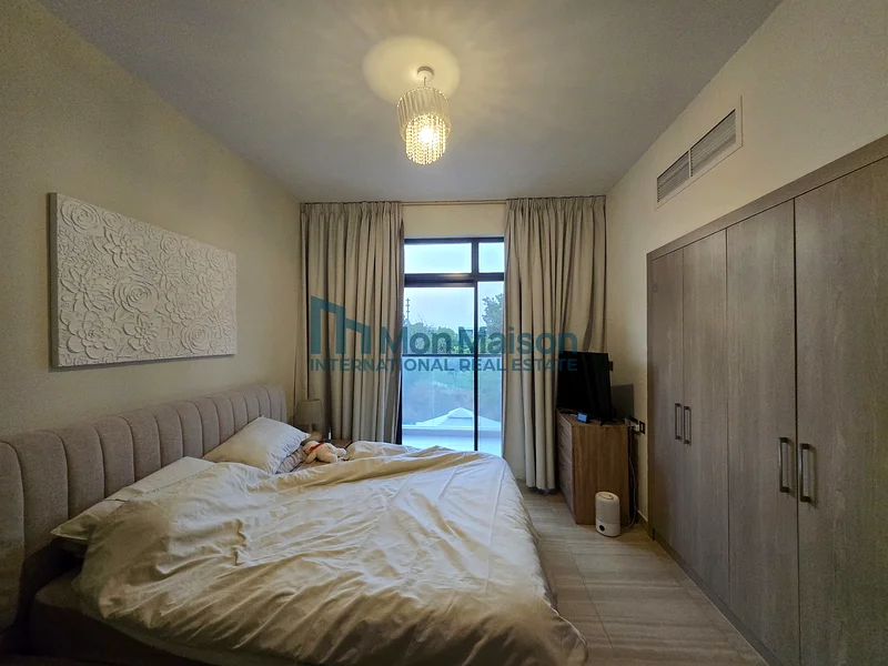 Single Row | Park View | Immaculate Condition63738983781507114