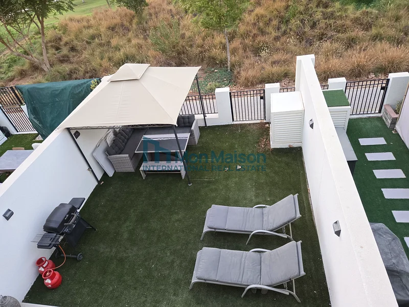 Single Row | Park View | Immaculate Condition63738983781507110