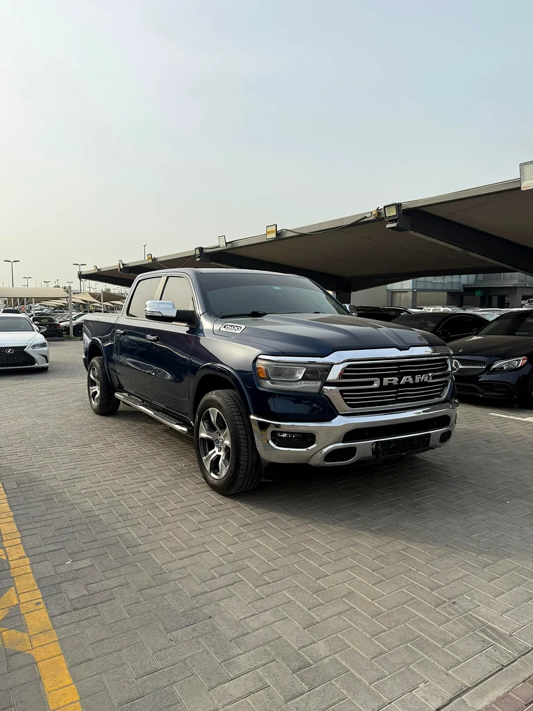 Dodge Laramie 5.7 full option 202063612063031937111