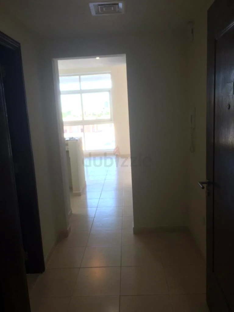 استوديو رائع مباشرة من المالك63734820574978111