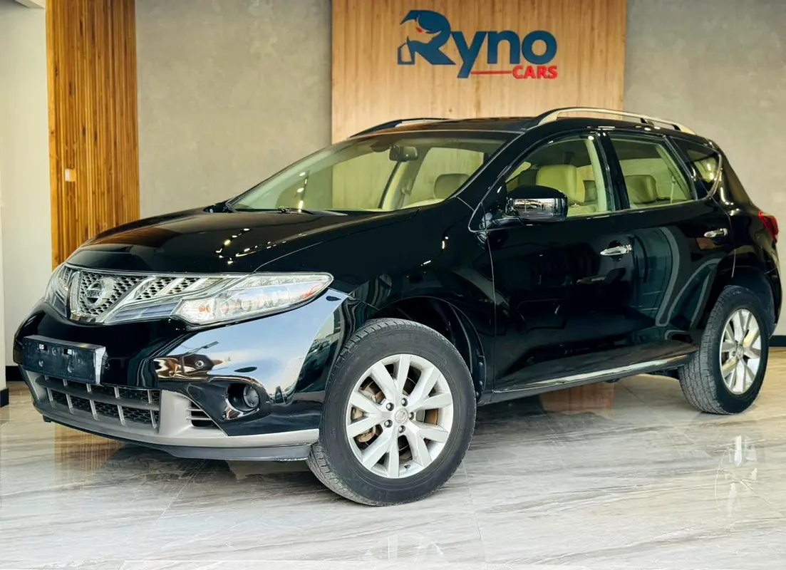 Nissan Murano 2015 — photo 1 of 10