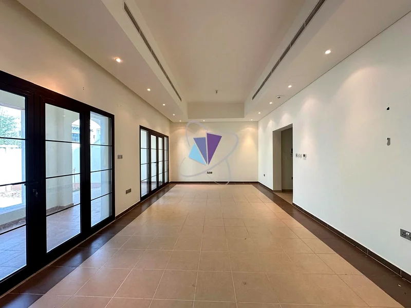SPACIOUS 3BR PLUS MAIDS IN GATED COMMUNITY  ON PRIME LOCATION | READY TO MOVE |63625224497026112